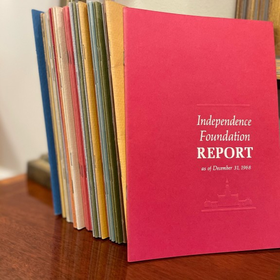 Annual reports on shelf