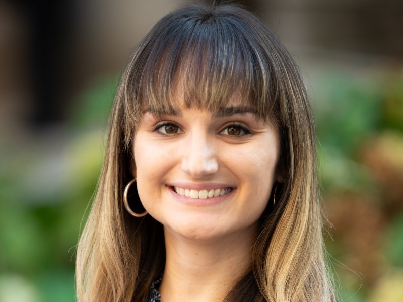 Alex Leone headshot